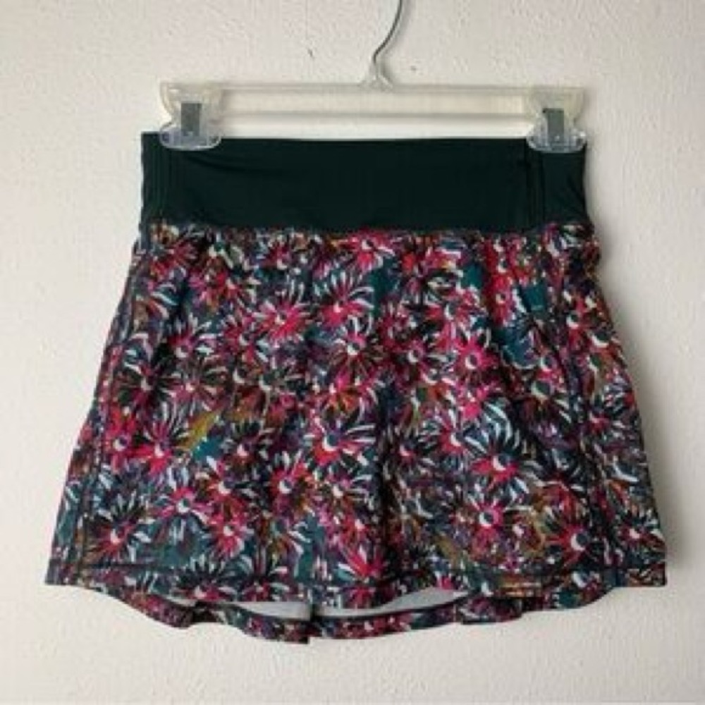 Women’s Lululemon Pace Rival Skirt No Panels Floral Size 14